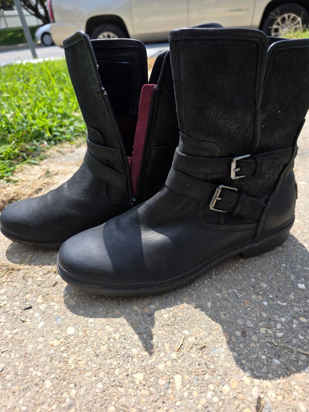 UGG Australia Simmens Black Leather Suede Waterproof Moto Buckle Boots Size 11